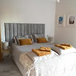 Brisas 公寓 丰希罗拉
